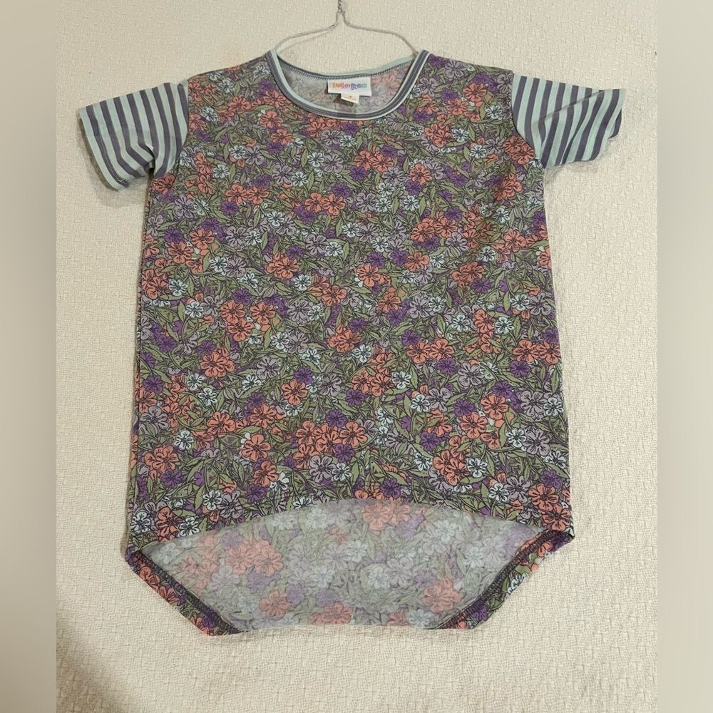New LuLaRoe girls Irma Pastel Floral Top Size 4